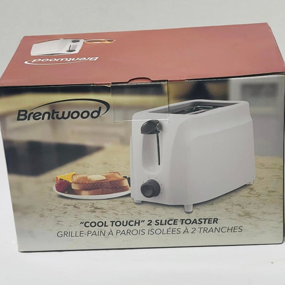 Toaster  Brentwood   2 Slice Cool Touch Toaster - White ~ New in Box